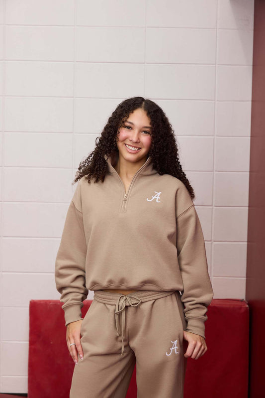 Logo Sueded Fleece Quarter Zip Sweatshirt in Desert Khaki