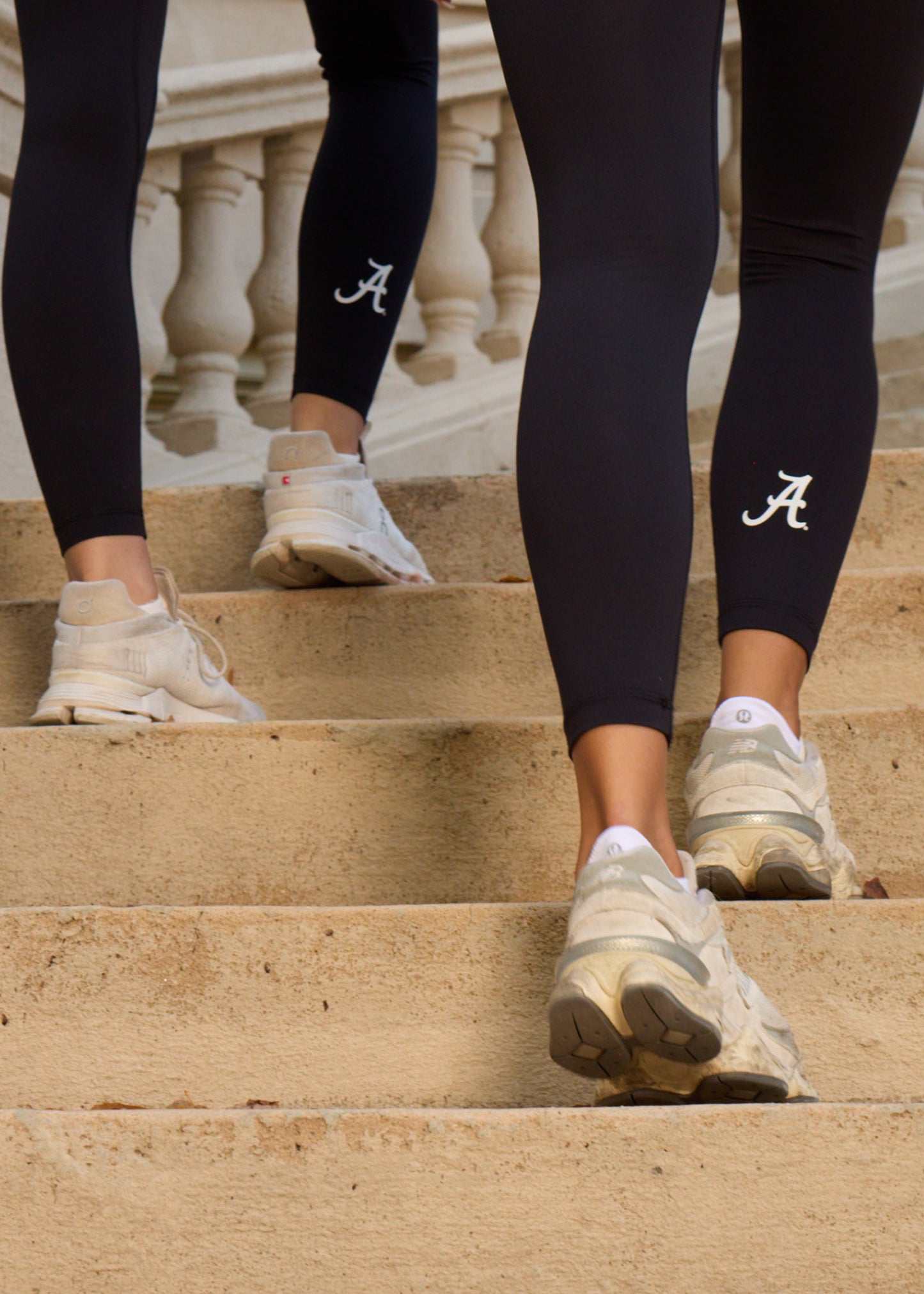 Logo Everyday Legging in Black